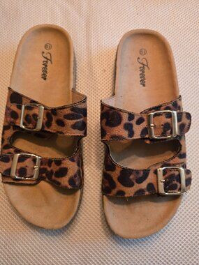 Forever size 6.5 leopard print  slides, worn once, very comfy